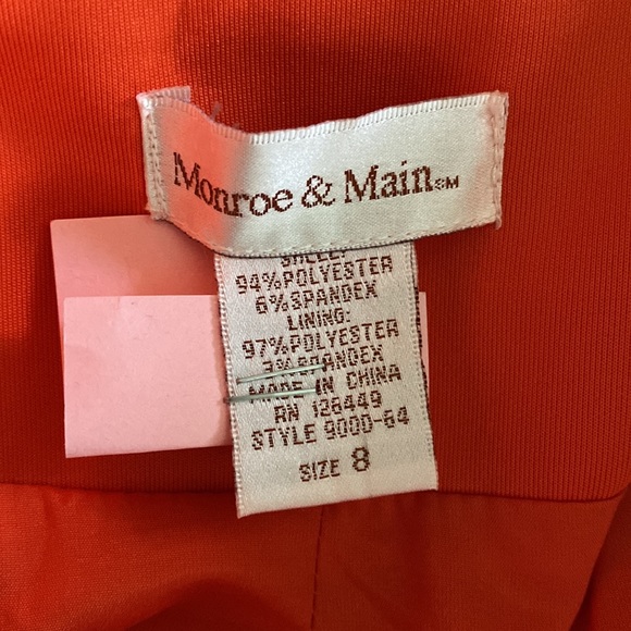 Monroe & Main Professional Blazer, Size 8 - Picture 7 of 8